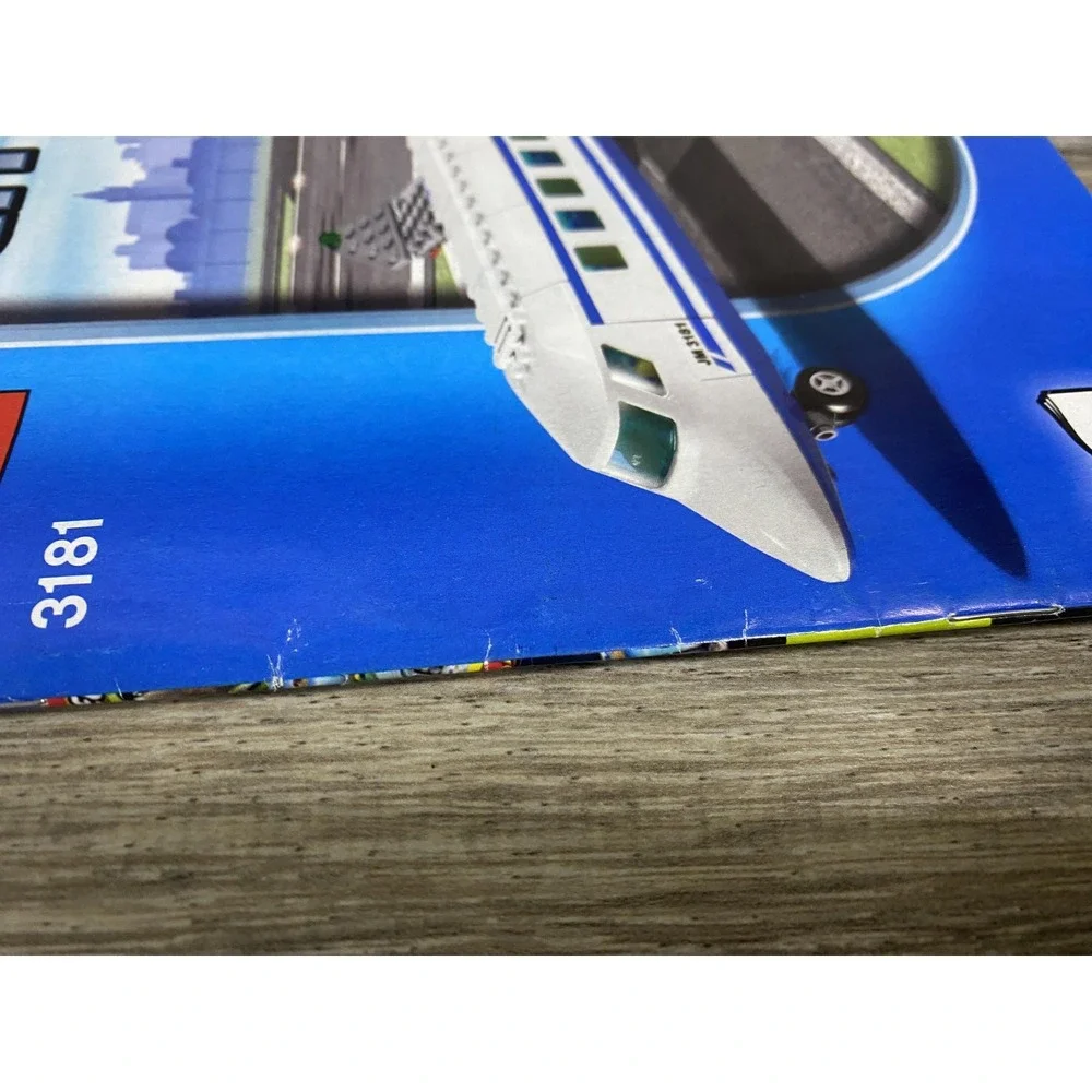 LEGO City 3181 Passenger‎ Plane Instruction Manual Book 2 2010 Illustrated